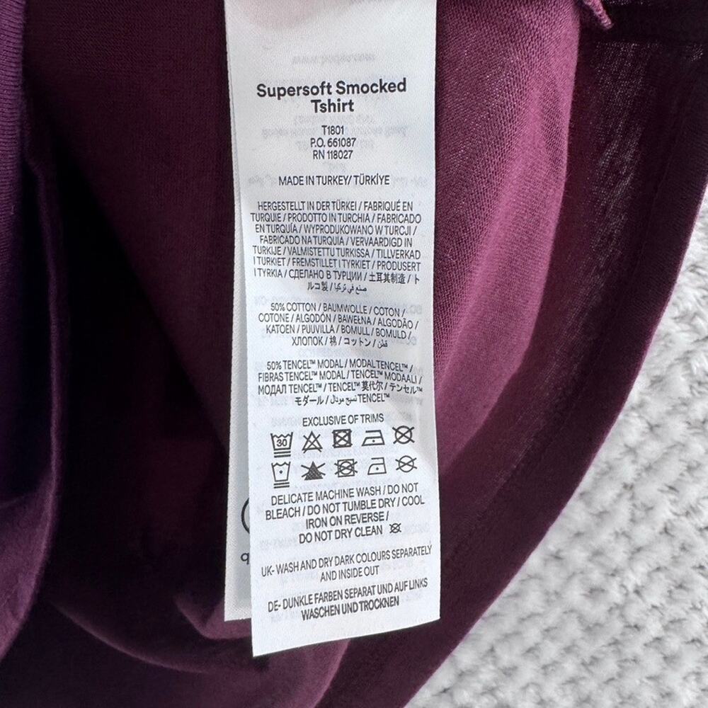 Boden Womens US 6 Top Burgundy Puff Sleeve Smocked Cuffs Round Neck Casual - Picture 8 of 8